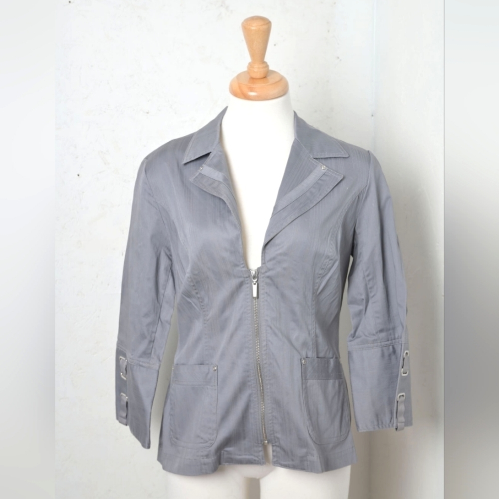 Northern Reflections |Grey v neck light jacket/blazer & woven buckles